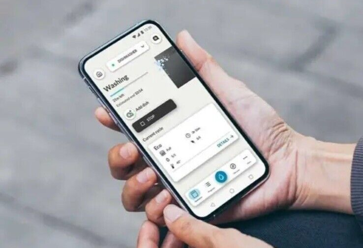 Hoover HF4C7L0A 60cm Super Silent 14 Place Settings Freestanding Dishwasher Stock photo mobile App