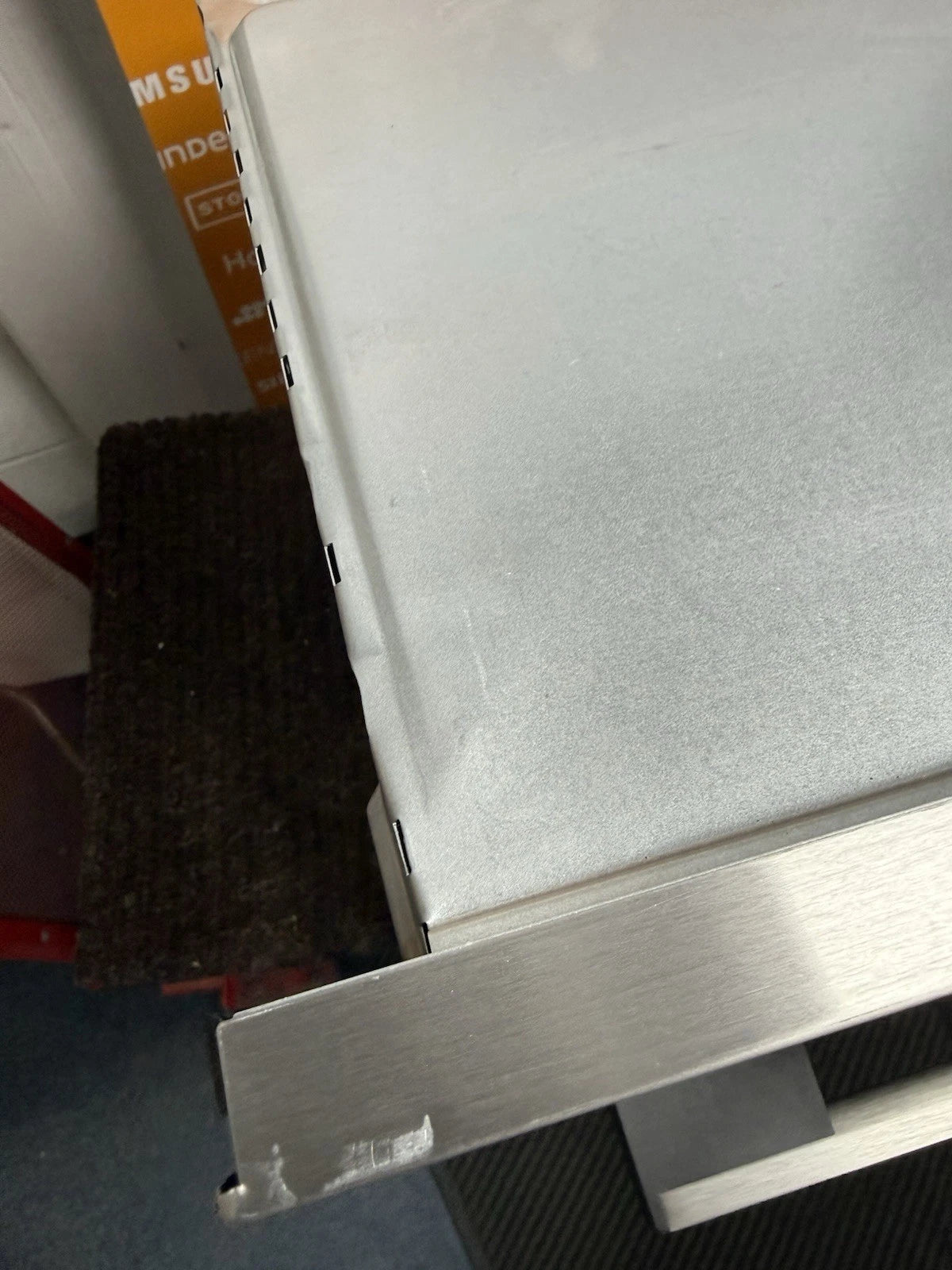 Bosch Series 2 HHF113BR0B Built-In Electric Single Oven in Stainless Steel - 13 Amp Plug In - A Rated - HW181884