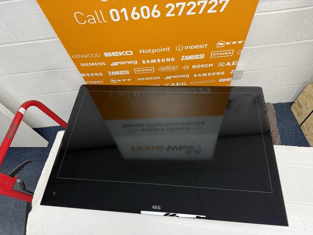 AEG Series 8000 IKK86681FB 80cm TotalFlex Induction Hob in Black - (Tiny Blemish) - HW181747