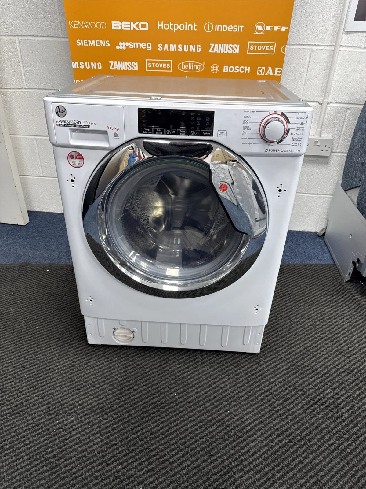 Hoover HBDOS 695T AMCE-80 (00) 9+5KG 1600 RPM Built-in Integrated Washer Dryer in White - A Wash Rated - HW181600