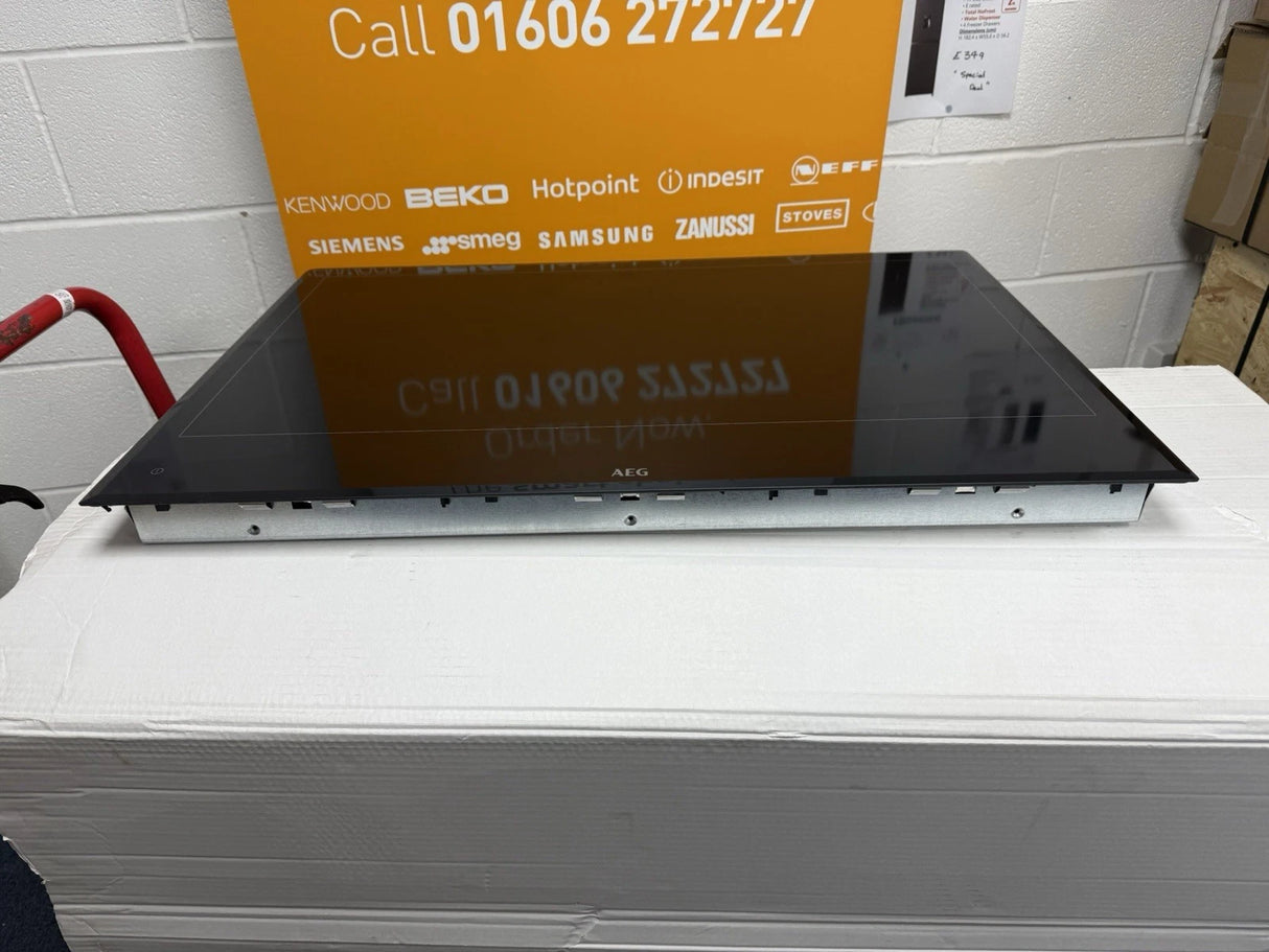 AEG Series 8000 IKK86681FB 80cm TotalFlex Induction Hob in Black - (Tiny Blemish) - HW181747