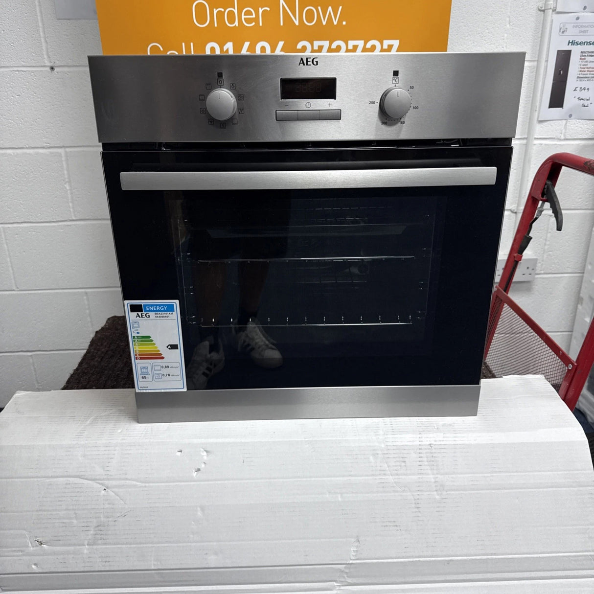 AEG BSX23101XM (38) 6000 Series SurroundCook Electric Single Oven - Stainless Steel - A Rated - 13 Amp Plug - HW181638