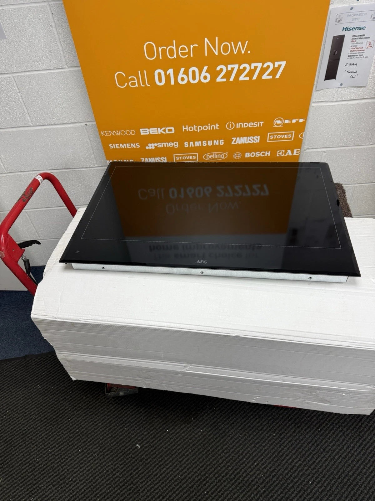 AEG Series 8000 IKK86681FB 80cm TotalFlex Induction Hob in Black - (Tiny Blemish) - HW181747