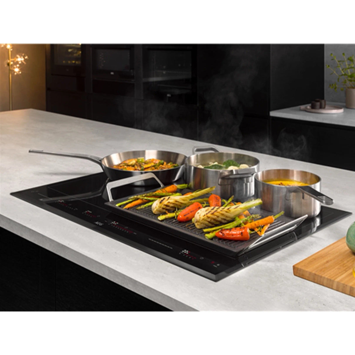 AEG Series 8000 IKK86681FB 80cm TotalFlex Induction Hob in Black - (Tiny Blemish) - HW181747