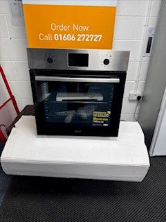 Zanussi Series 20 ZOHNX3X1 Electric Single Oven in Stainless Steel ex display HW181776
