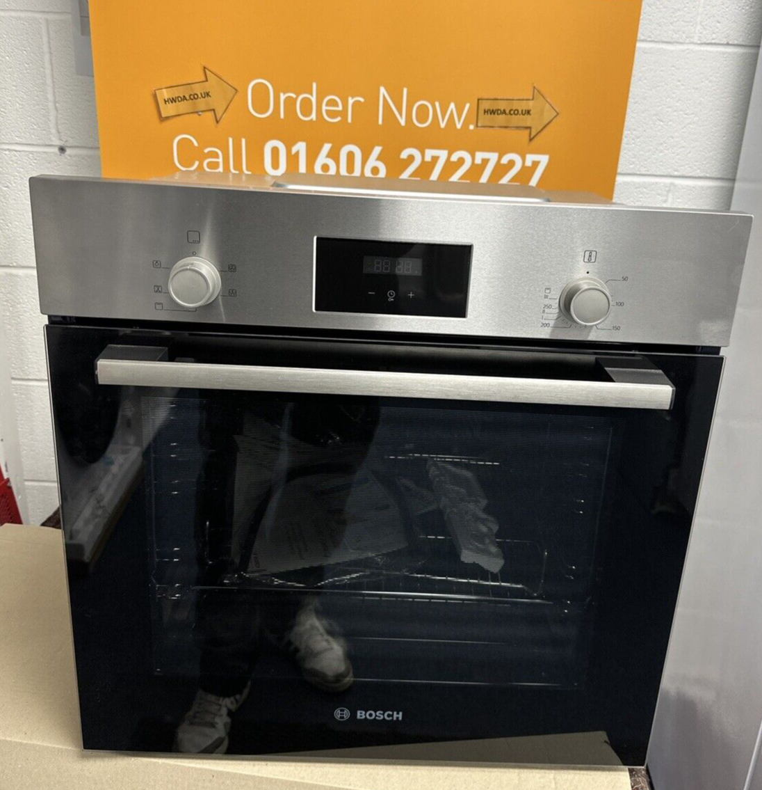 Bosch Series 2 HHF113BR0B Built-In Electric Single Oven in Stainless Steel - 13 Amp Plug In - A Rated - HW181884