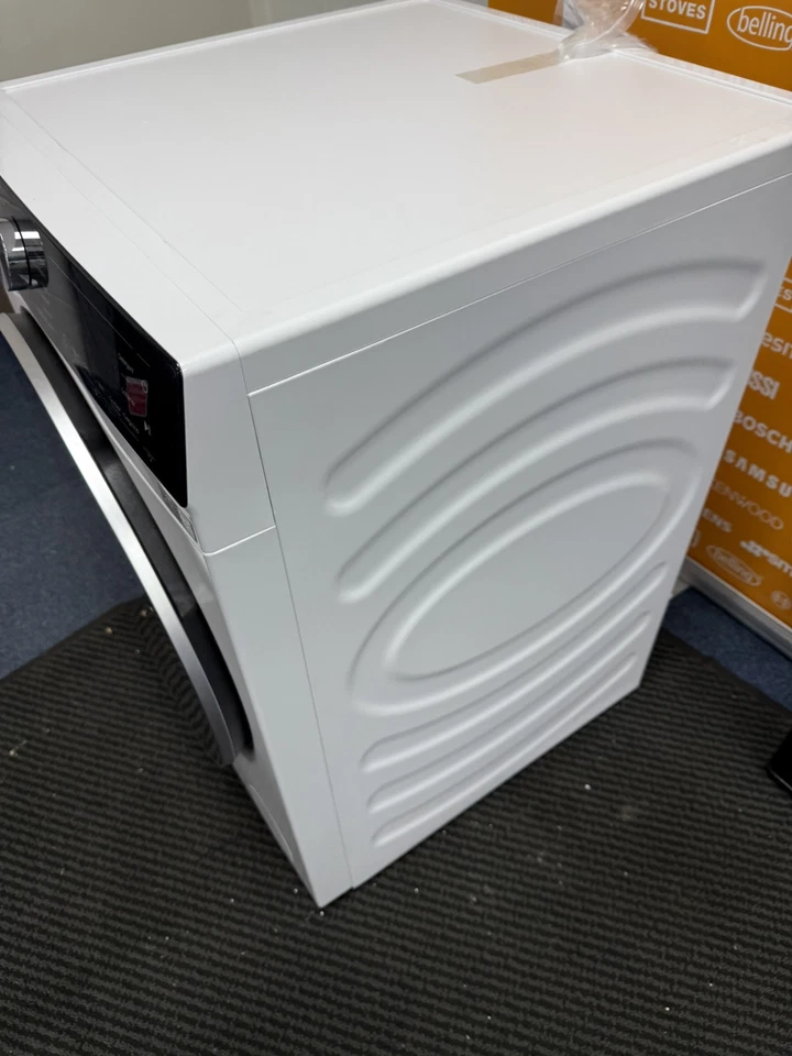 Hisense 5S Series WF5S1245BW 12KG 1400 Spin Washing Machine in White Showroom Photo right side panel has no damage 