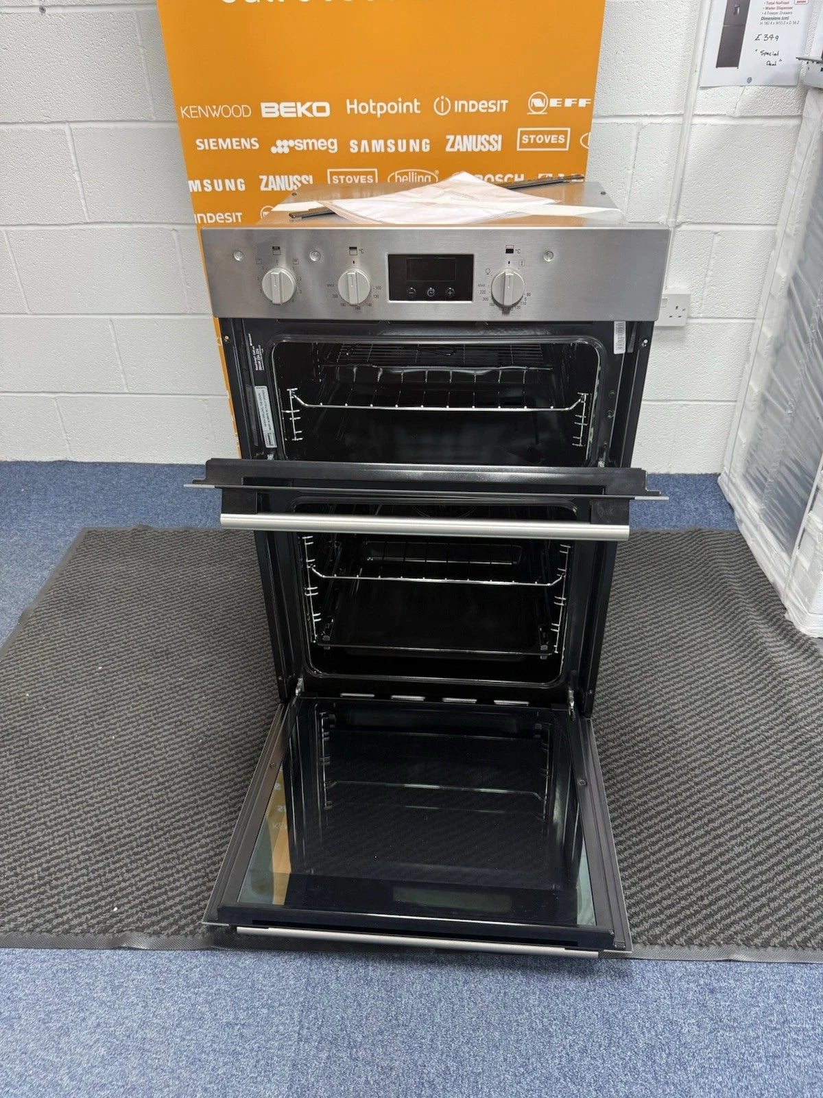Hotpoint Class 4 DD4 541 IX (13) Built In Electric Double Oven in Stainless Steel - A/A Rated - (Blemished) - HW181513