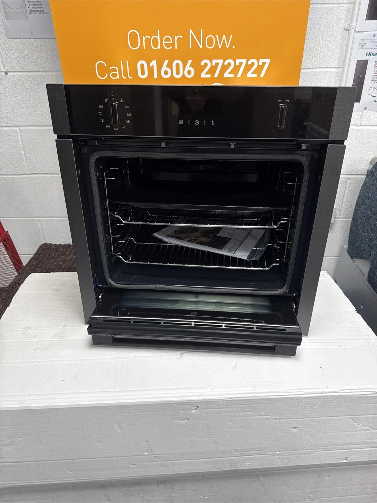 Neff N50 B6ACH7AG7B (54) Slide & Hide® Electric Single Oven in Graphite - A+ Rated - Blemished - HW181554