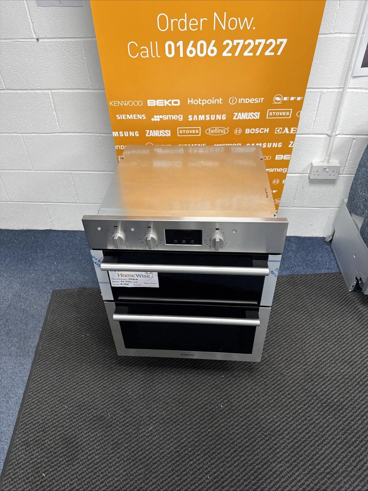 Hotpoint Class 4 DU4 541 IX Electric Built Under Double Oven in Stainless Steel - A/A Rated from HomeWise shop photo showing outer casing 