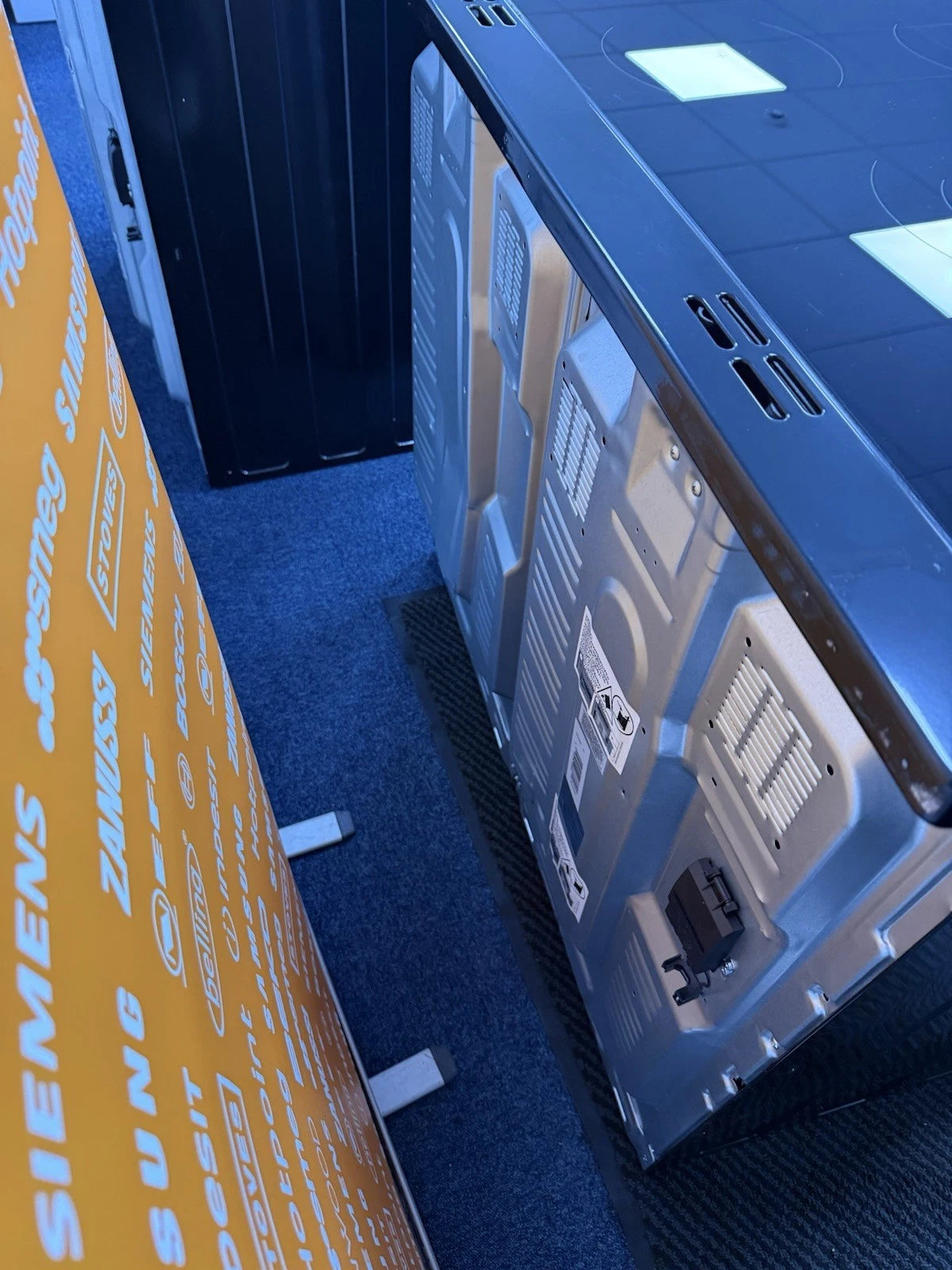 Flavel MLN10CRS 100cm Electric  Range Cooker with 5 Zone Ceramic Hob in Silver & Chrome - A Rated - HW181688