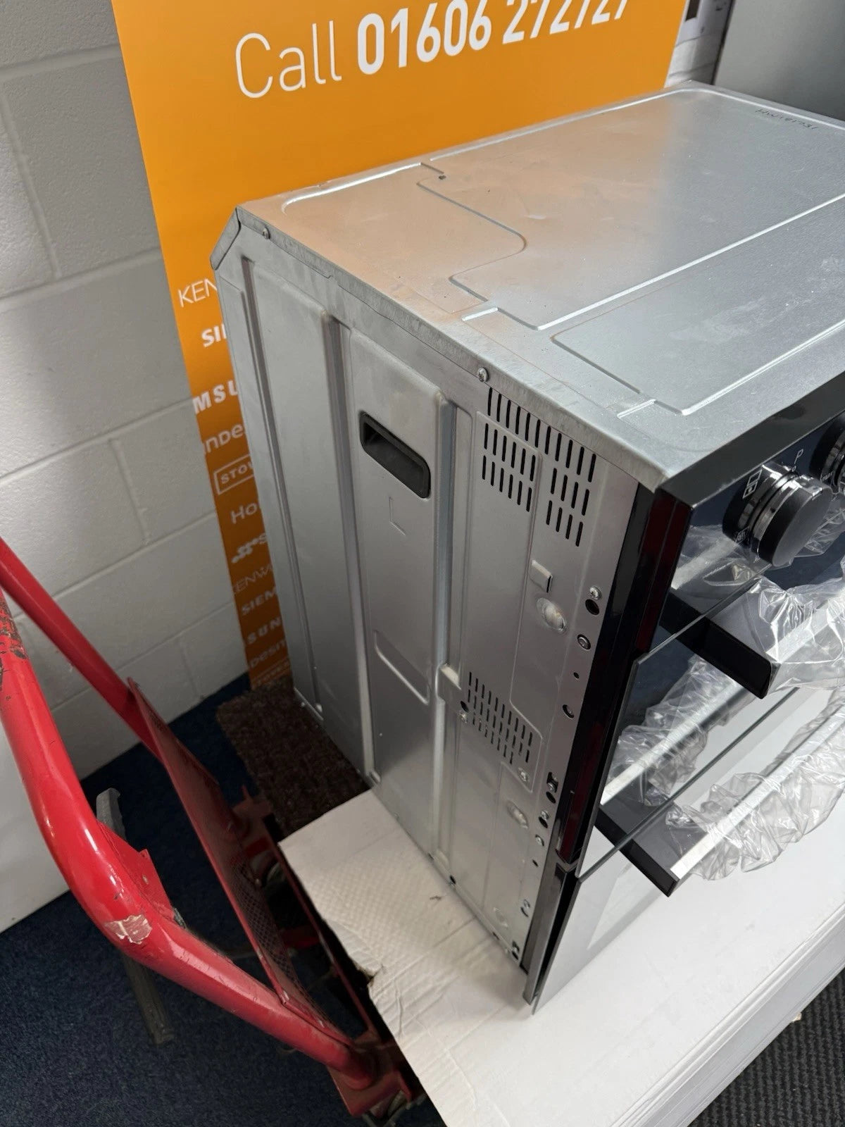 Hotpoint DUH 10D B 72cm Built Under Double Oven with Enamel Liners in Black - A/A Rated - HW181731