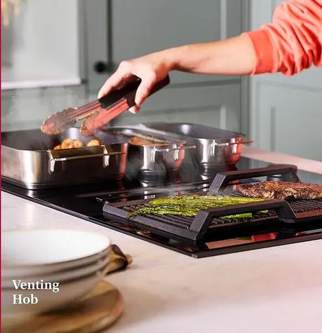 Neff N90 Series V68AUX4C0 83cm 4 Zone Induction Hob with Integrated Ventilation System in Black - HW181728