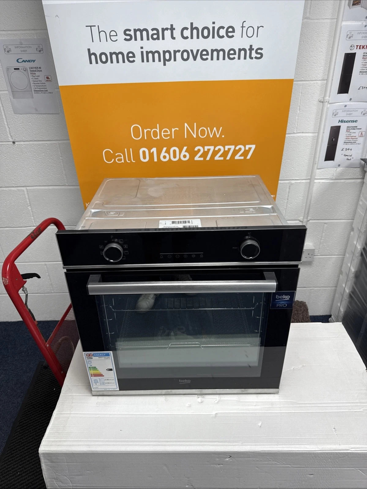Beko Pro AeroPerfect™ BBIMA13301XMP (22) Built In Single Oven with Pyrolytic Self Cleaning and AirFry Function - A+ Rated - HW181522