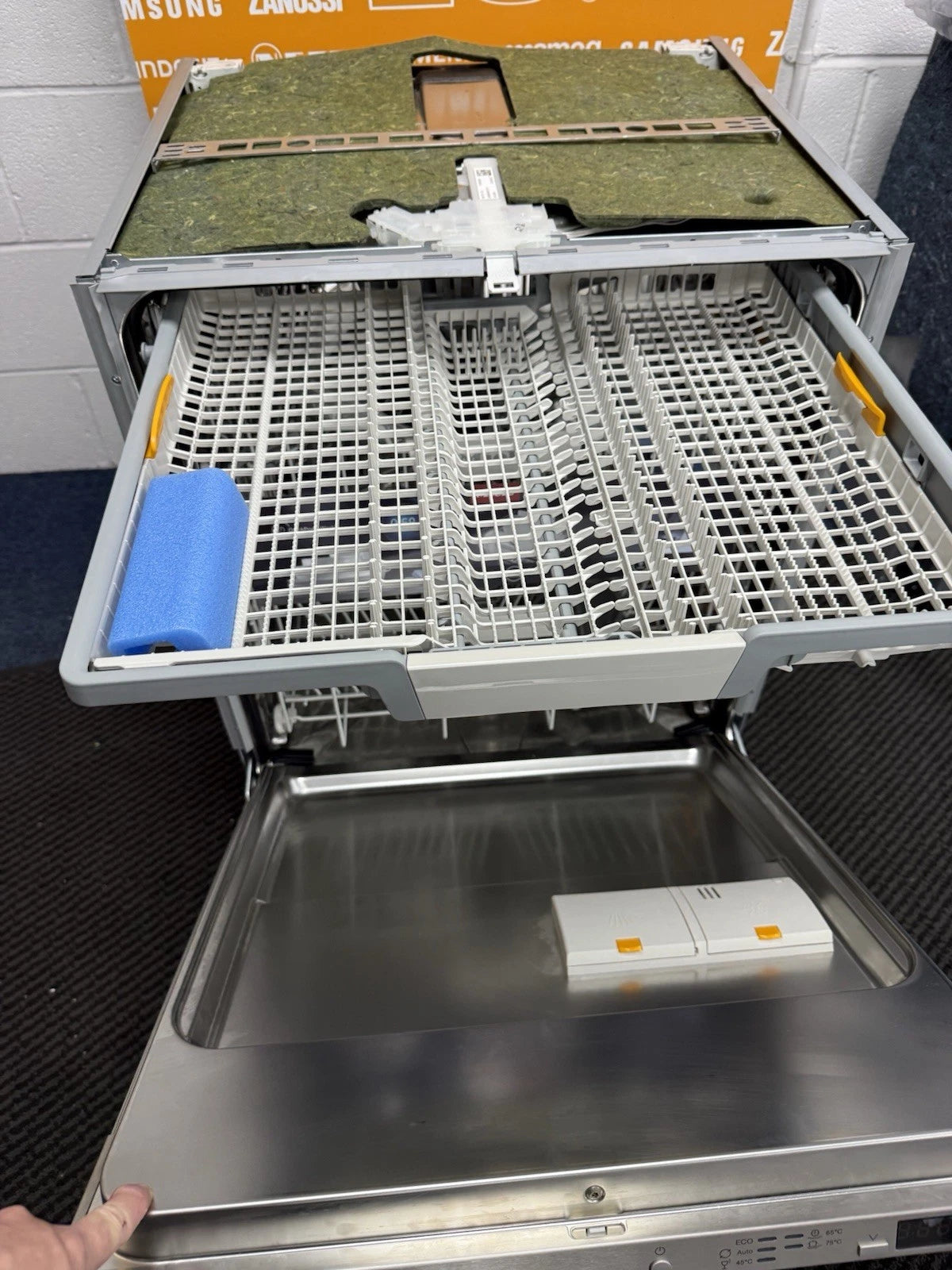 Miele G5450SCVi Active Plus (71) Full-Size Fully Integrated Dishwasher with Clean Steel Control Panel - HW181671