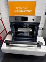 Zanussi Series 20 ZOHNX3X1 Electric Single Oven in Stainless Steel ex display HW181776