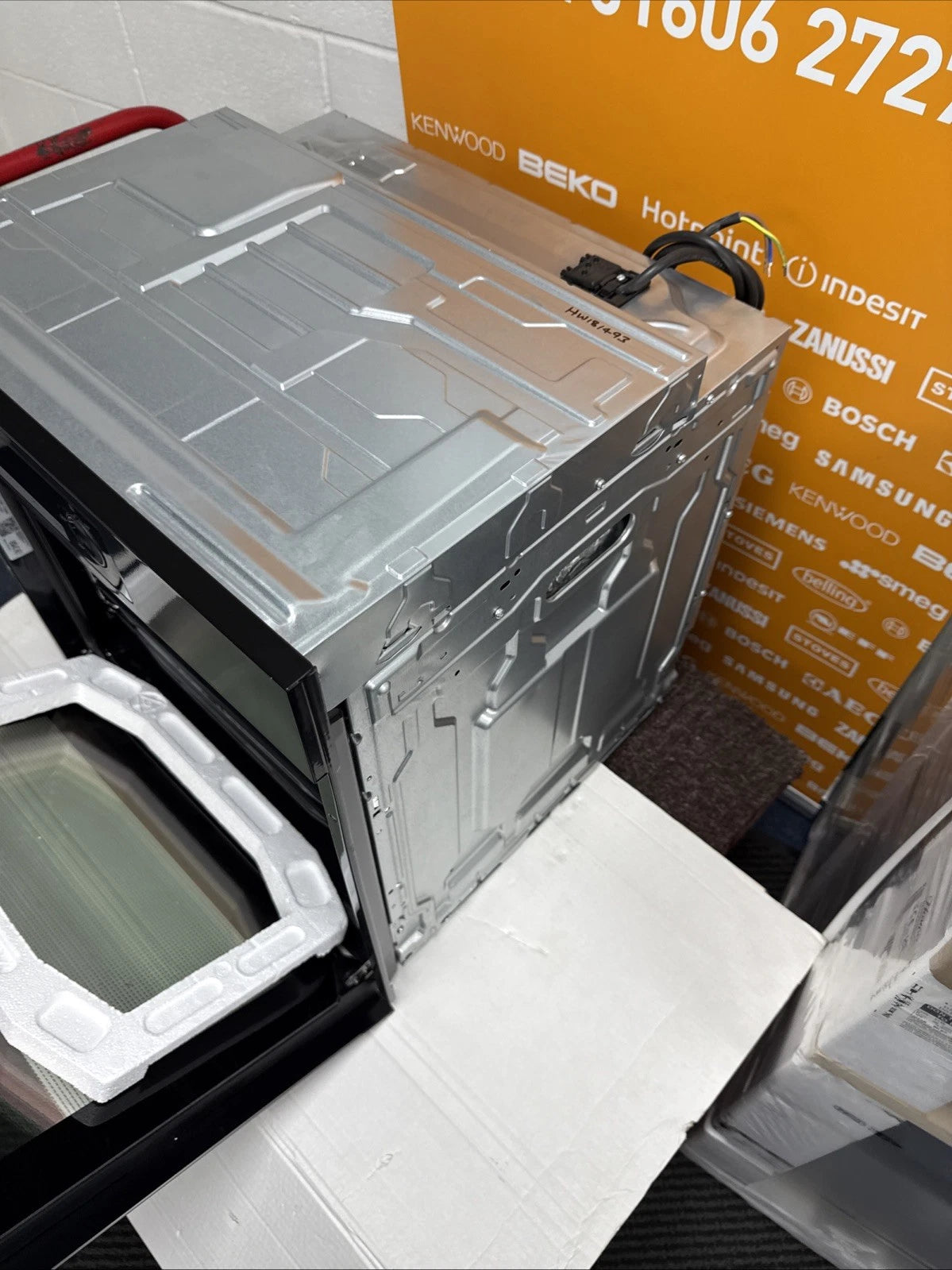 Hisense BSA65222PBUK (93) Built in Electric AirFry Single Oven with Pyrolytic Self Cleaning in Black - A+ Rated - HW181493