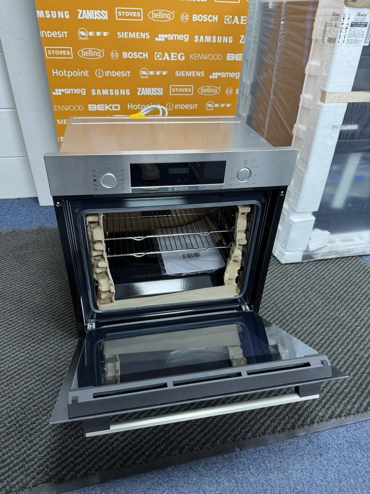 Bosch Series 4 HQA534BS3B Built In Electric Single Oven with added Steam Function in Stainless Steel - A+ Rated - HW181478