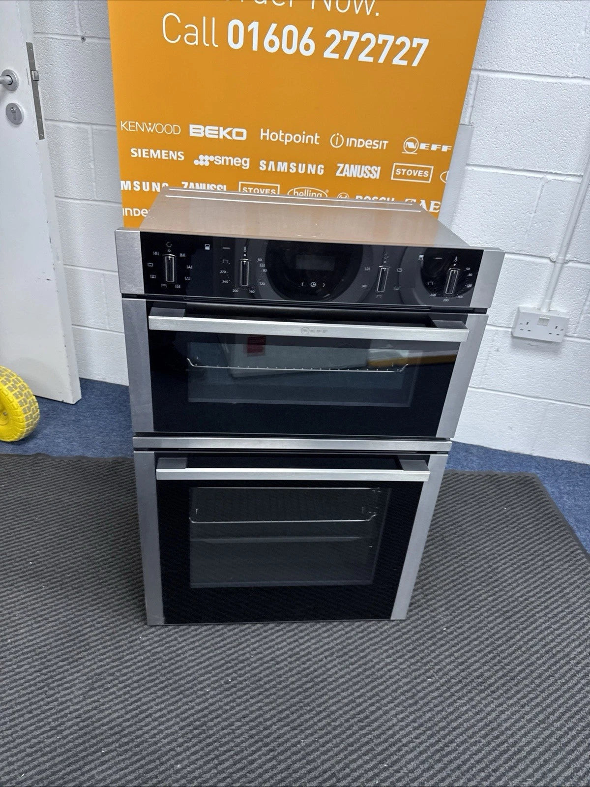Neff N50 U1ACE2HN0B (96) Built-In Electric Double Oven in Stainless Steel - A Rated - (Blemished) - HW181496