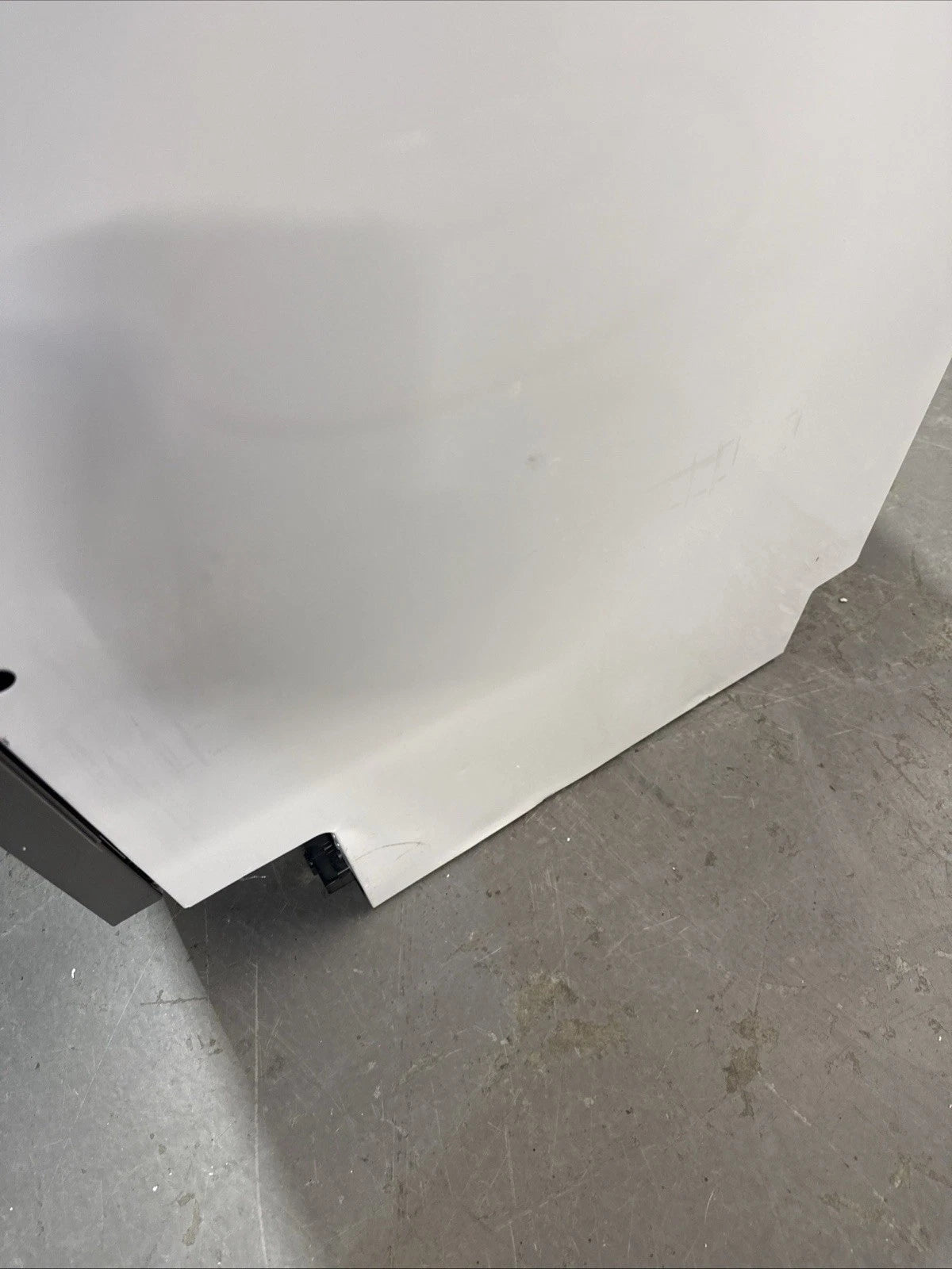 Beko Pro HygieneIntense BDIN26430 Built-in Integrated Full-Size Dishwasher - D Rated - (Side Dented) - HW181635