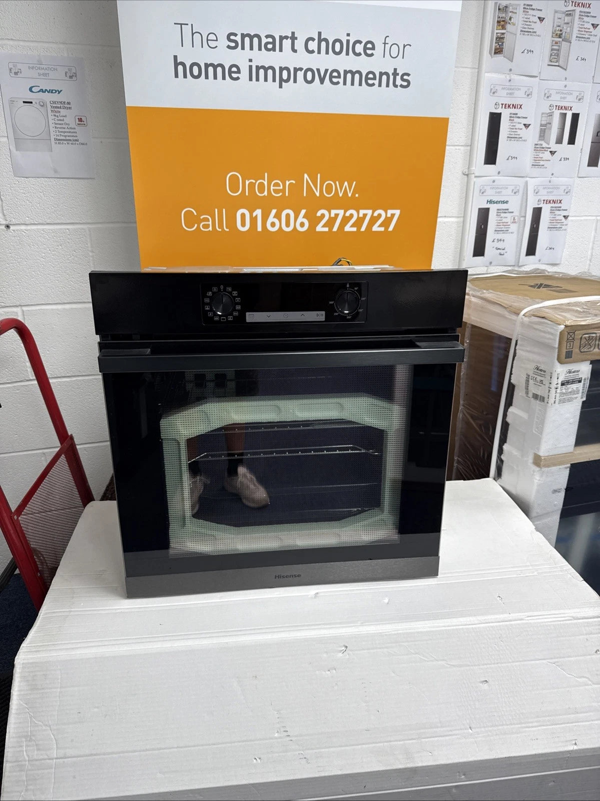 Hisense BSA65222PBUK (93) Built in Electric AirFry Single Oven with Pyrolytic Self Cleaning in Black - A+ Rated - HW181493