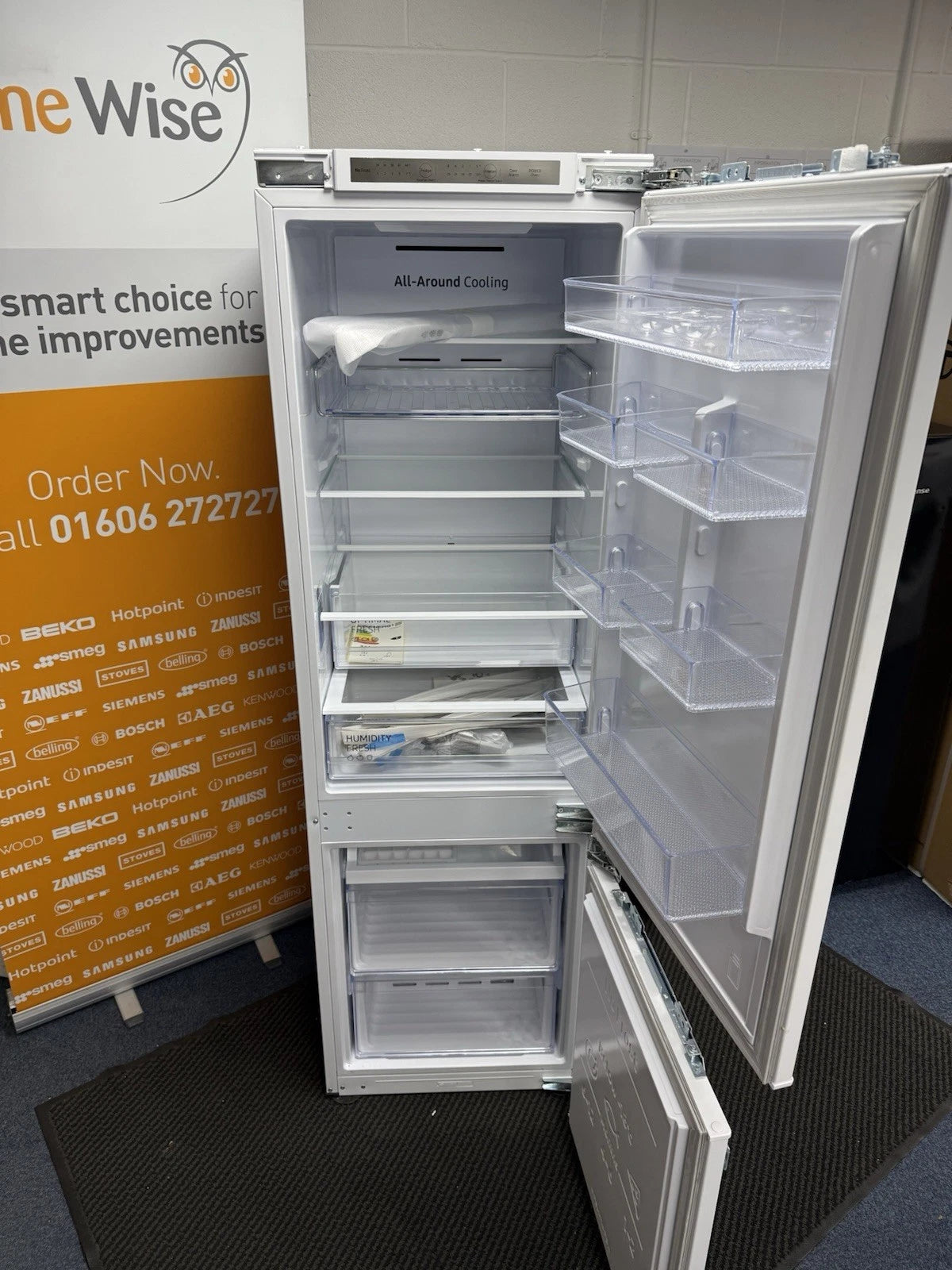 (97) Samsung BRB26615EWW 54cm Built In Fixed Hinge 70/30 Fridge Freezer with SpaceMax™ Technology in White