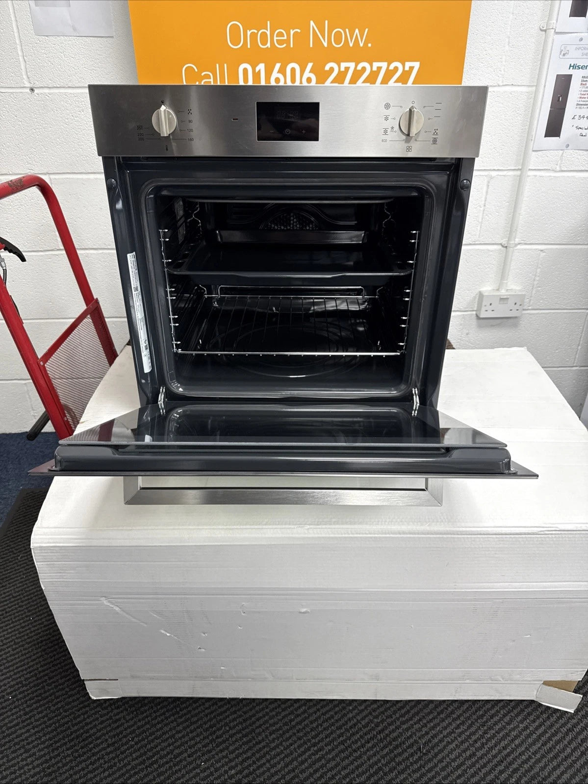 Smeg Cucina SF6400TVX (94) Multifunction Electric Single Oven in Stainless Steel - HW181494